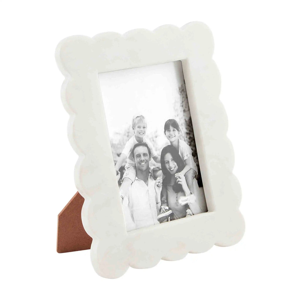 Scalloped Picture Frame Mud Pie-Mud pie-The Bugs Ear