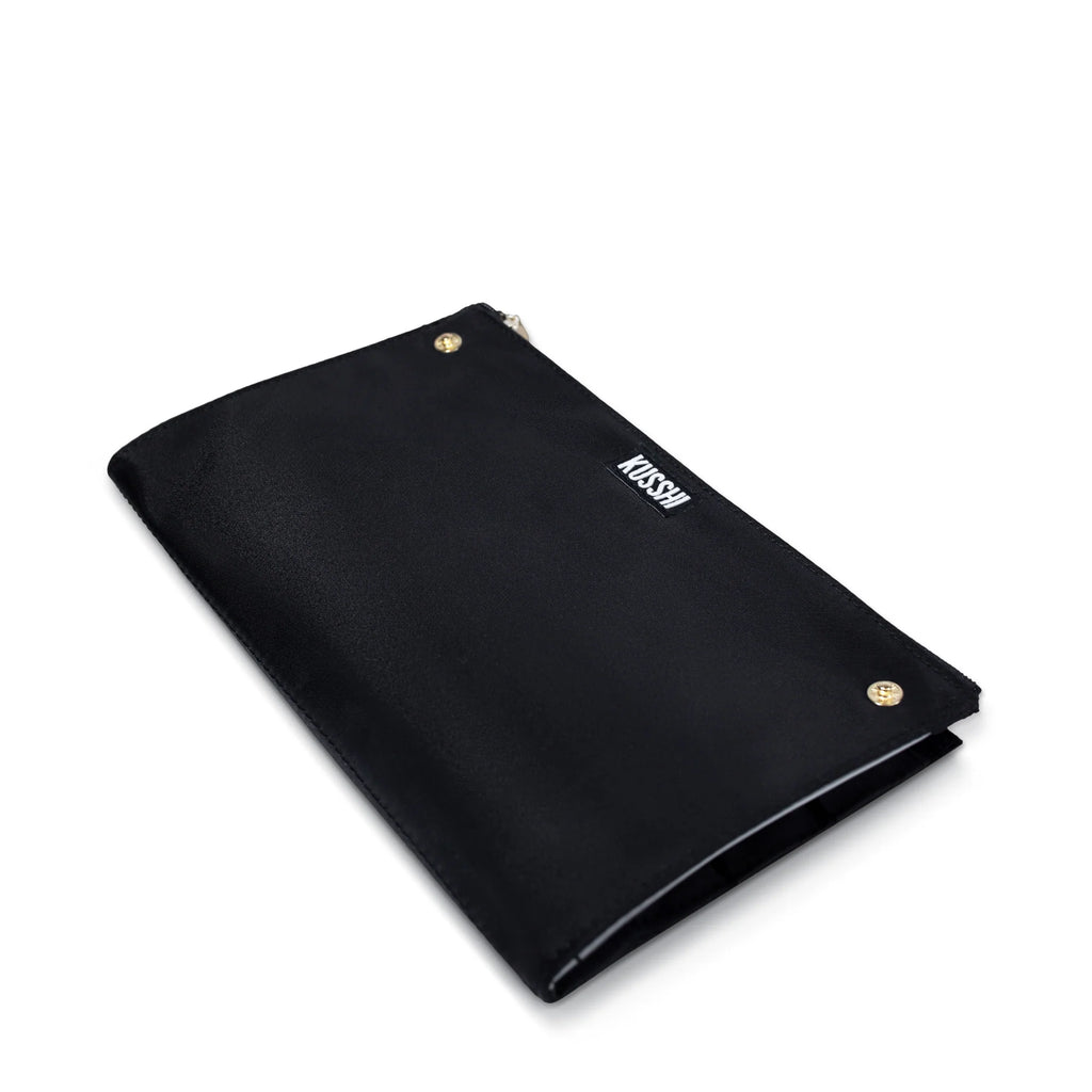 Pocket Organizer in Black-Kusshi-The Bugs Ear