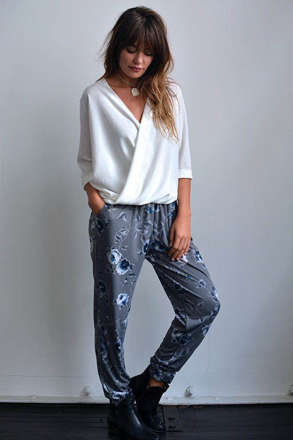 Gisele Grey Blue Floral Pants-Lace and Whiskey-The Bugs Ear