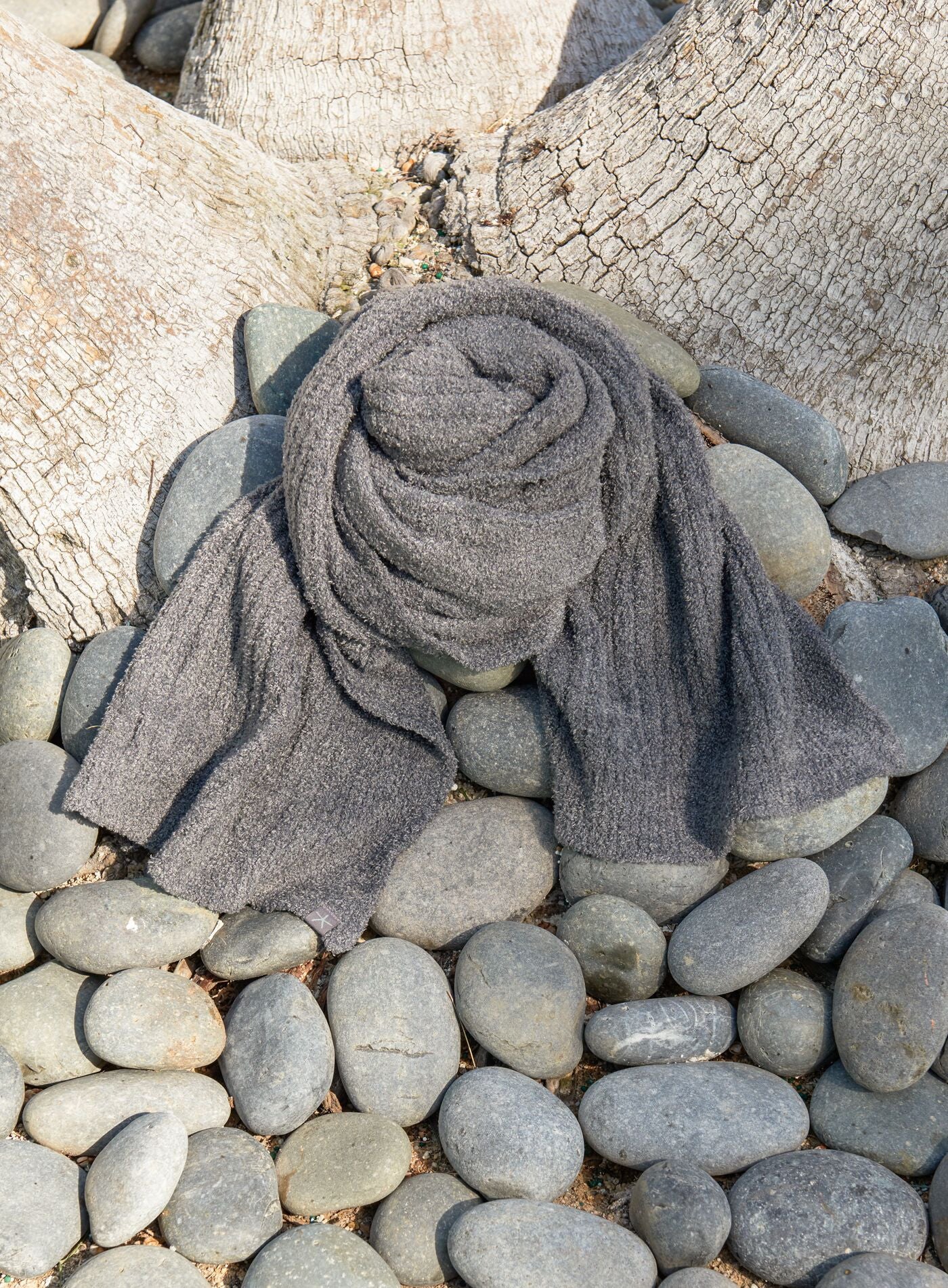 Barefoot Dreams Cozy Chic Ribbed Scarf – The Bugs Ear