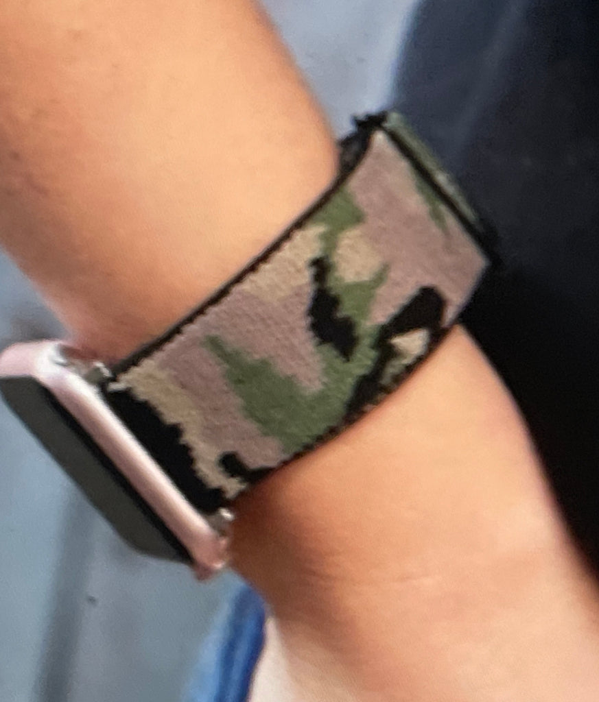 Green Camouflage Nylon Apple Watch Band-Thomas and Lee Company-The Bugs Ear