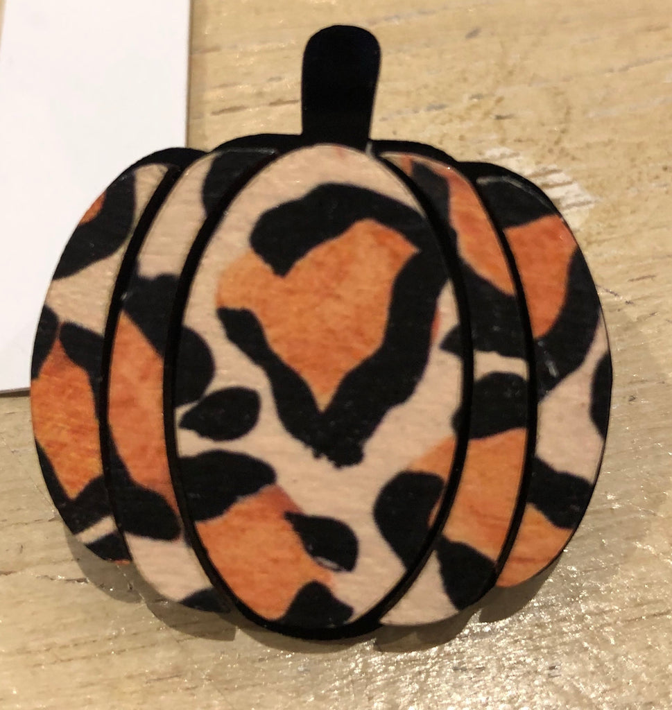 Audra Style Lapel Pin Leopard Pumpkin-Audra Style-The Bugs Ear