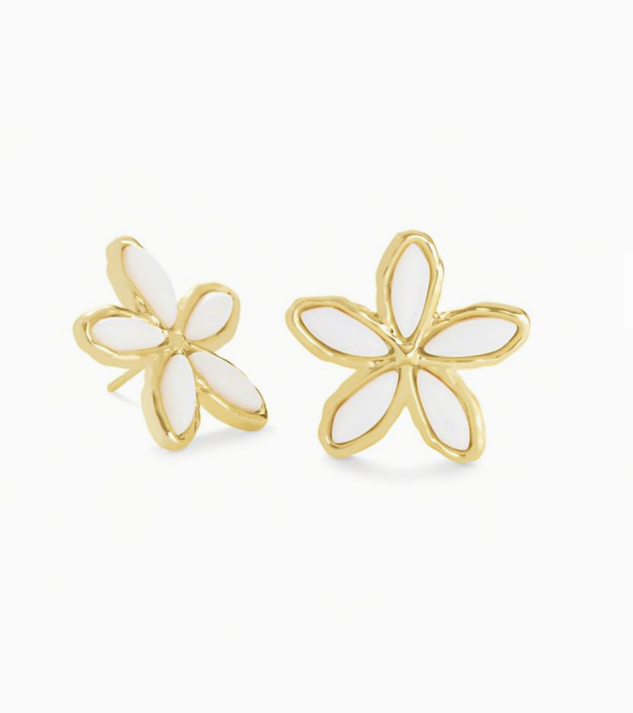 Kendra Scott Kyla Flower Gold Stud Earrings In White Mother Of Pearl-kendra Scott-The Bugs Ear